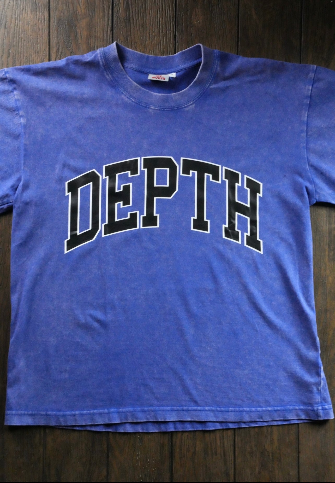 (                                                                                                                                                                                                            Depth Boxy Acid Wash tee